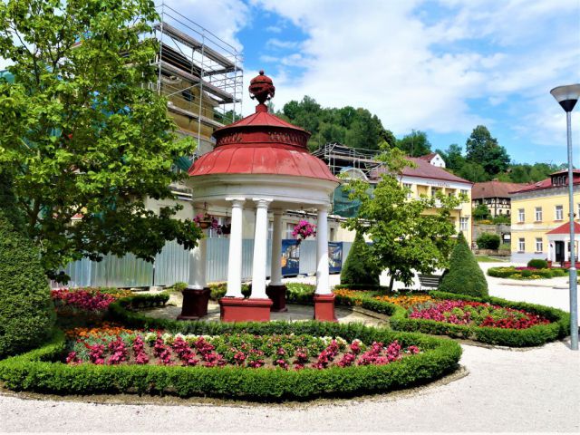 Lázně Libverda - Altán před kolonádou.